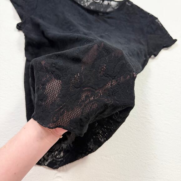 Y2K Black Stretch Lace Sheer Fitted Short Sleeve Top, Size Large - Picture 3 of 4